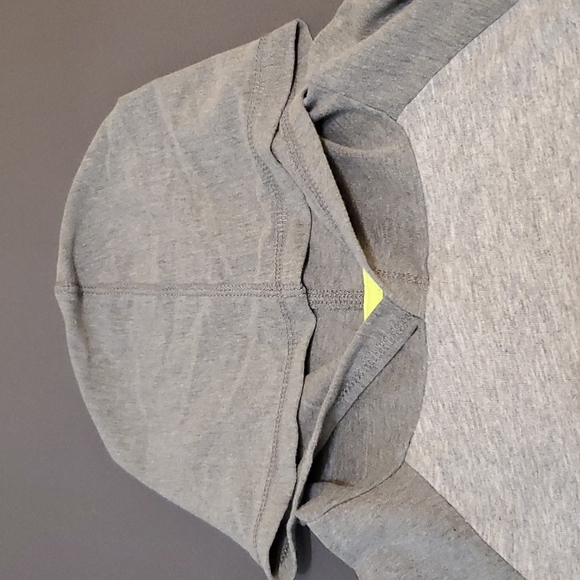 OshKosh B'gosh Gray Long Sleeve Tee with Game On Design - Picture 2 of 10